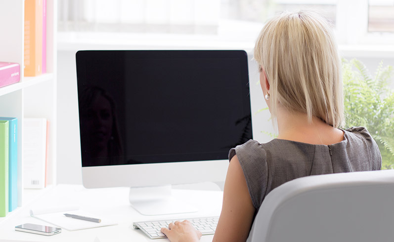 Vantaggi e svantaggi nello scegliere un PC fisso piuttosto che un notebook - ITquadro